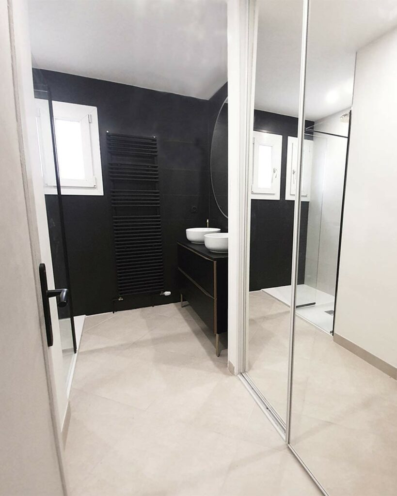 Salle de bain après rénovation à Palaiseau ( Essonne)